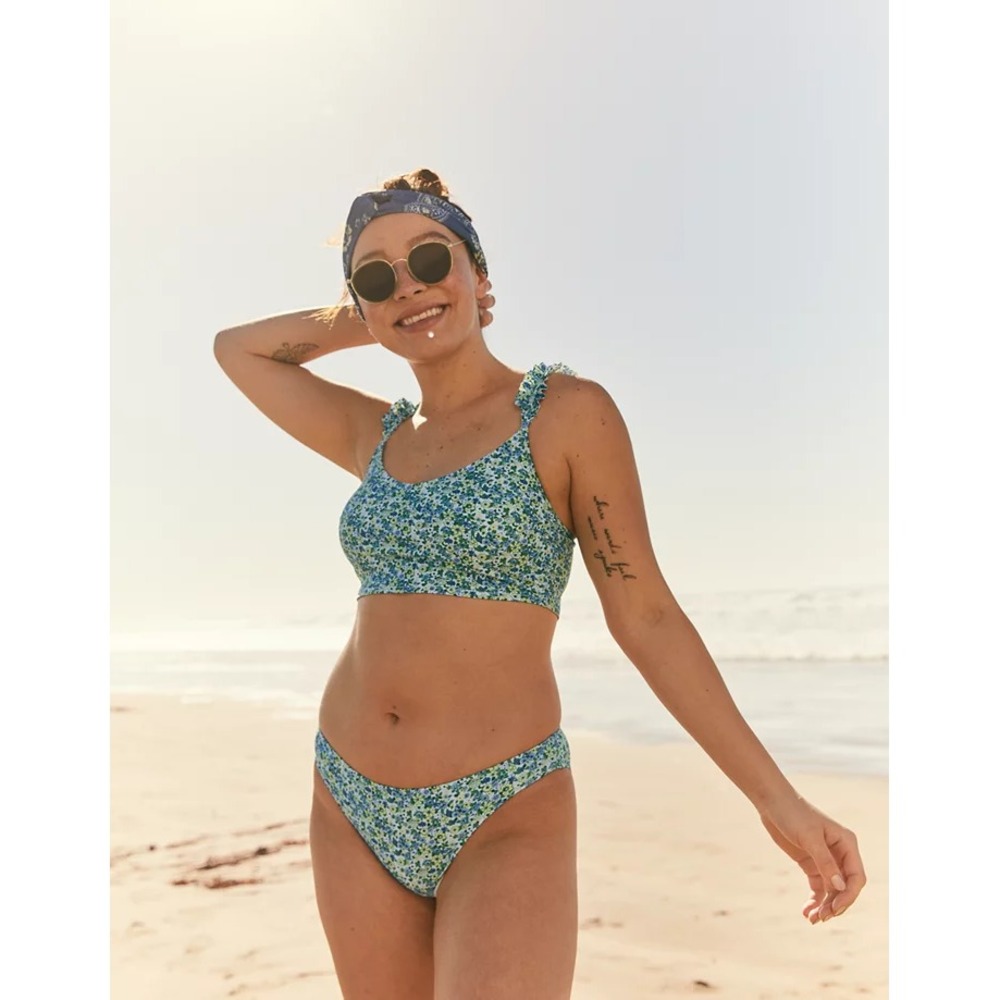Aerie‎ Bikini Swimsuit Scoop Ruffle Strap Top Bikini Bottom Floral Size Medium